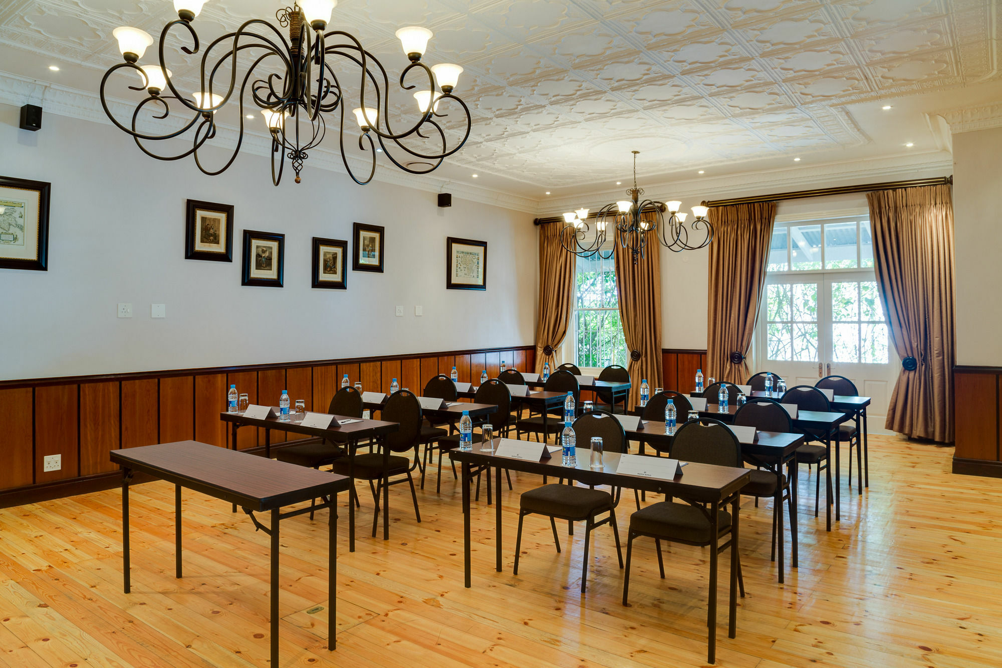 Protea Hotel By Marriott Dorpshuis & Spa Stellenbosch Exteriér fotografie